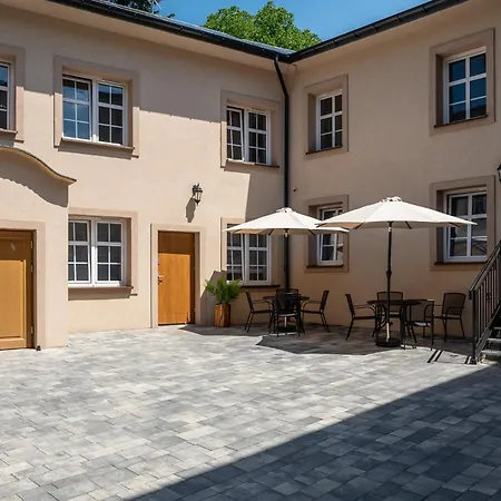 Platinum 30 Z Aneksem Kuchennym *